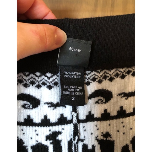 Nightmare Before Christmas Sweater Leggings - Picture 5 of 5